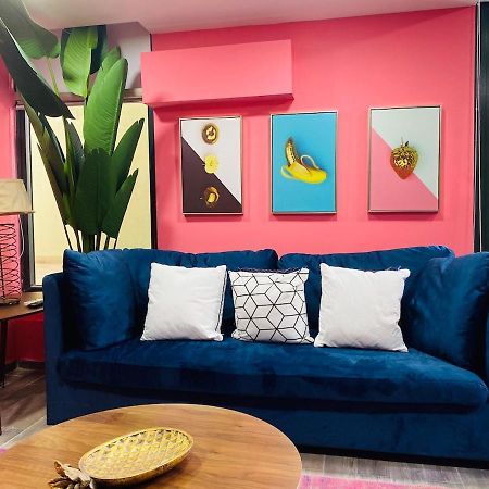 Amazinn Places Casco Viejo Pink Desing And Pool IX パナマ・シティー エクステリア 写真