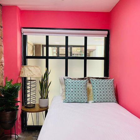 Amazinn Places Casco Viejo Pink Desing And Pool IX パナマ・シティー エクステリア 写真