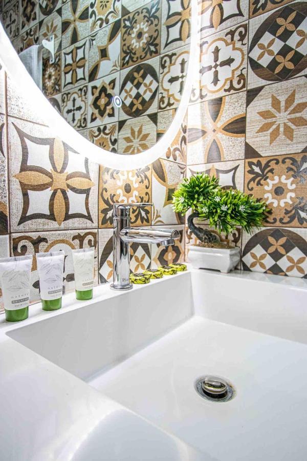 Amazinn Places Casco Viejo Pink Desing And Pool IX パナマ・シティー エクステリア 写真