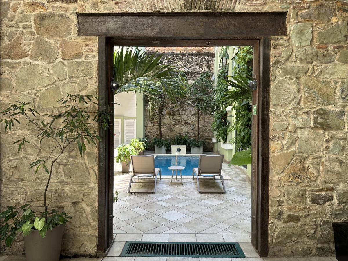 Amazinn Places Casco Viejo Pink Desing And Pool IX パナマ・シティー エクステリア 写真
